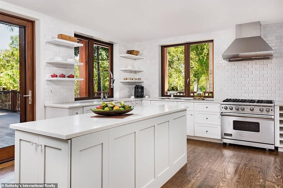 Ngôi sao Hollywood rao bán biệt thự 33 triệu USD ảnh 6 Ngoi sao Hollywood rao ban biet thu 33 trieu USD anh 6