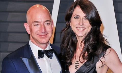 Chia 35 ty USD cho vo cu, Jeff Bezos van la nguoi giau nhat hanh tinh hinh anh