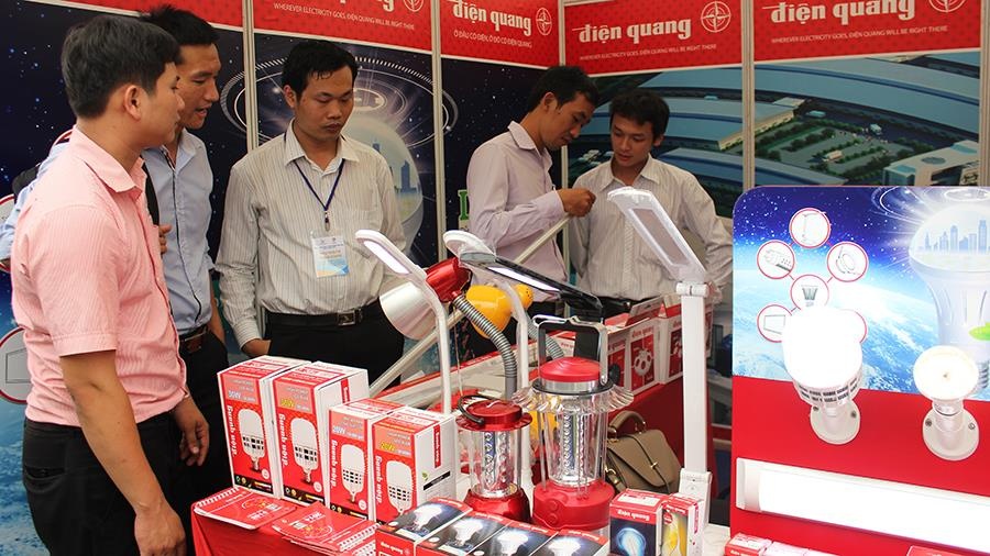 Bong den Dien Quang bi xu phat 38 ty vi vi pham ve thue hinh anh