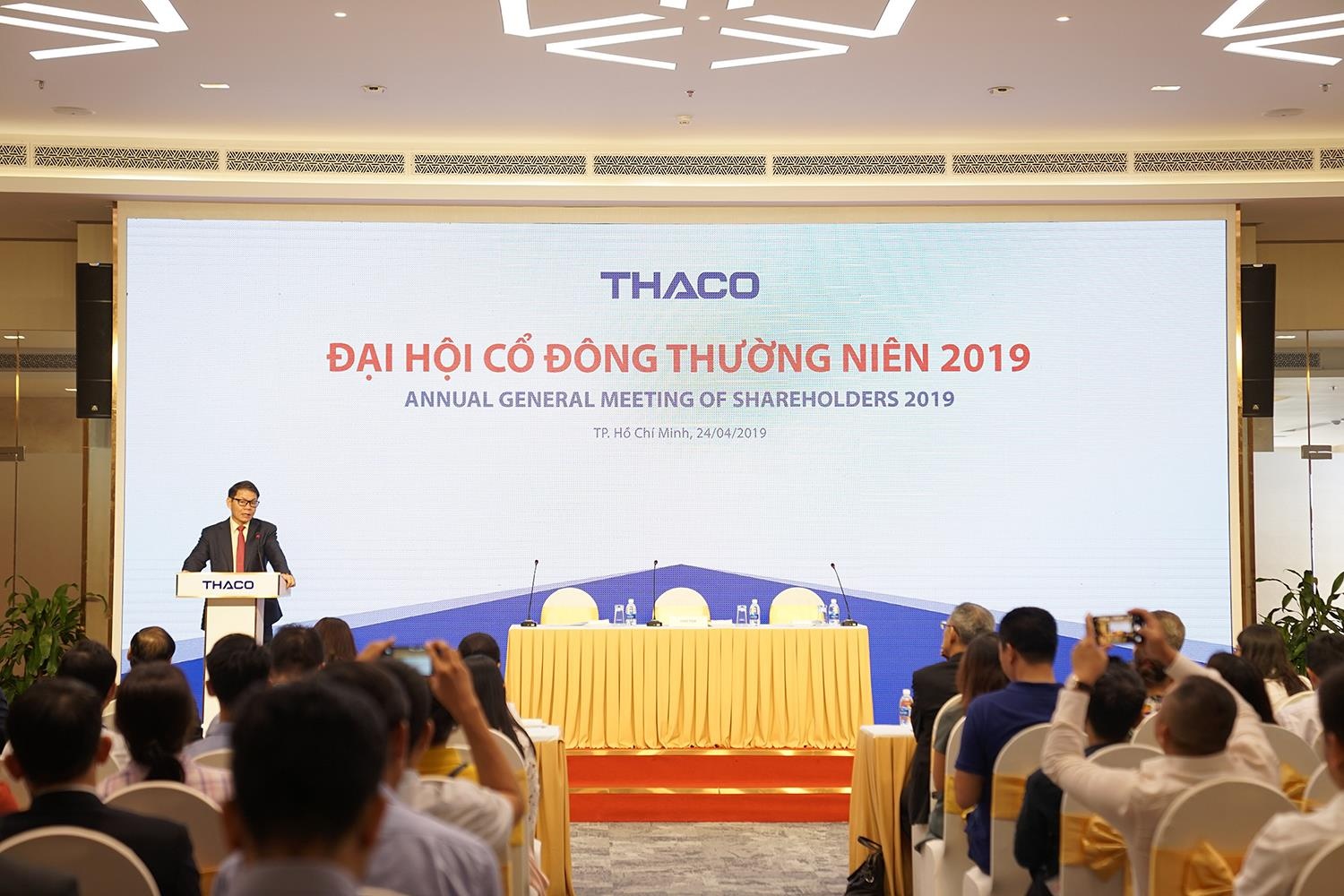 Tỷ phú Trần Bá Dương mua 20.000 ha đất của bầu Đức ảnh 1 Ty phu Tran Ba Duong mua 20.000 ha dat cua bau Duc anh 1