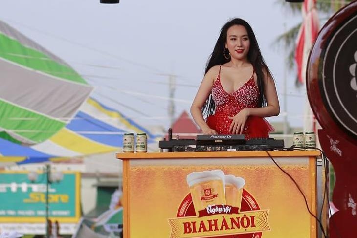 Loi nhuan Bia Ha Noi giam gan mot nua hinh anh