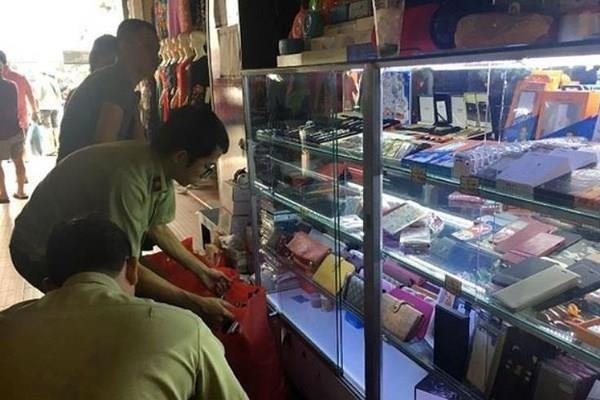 Dong loat kiem tra cho Ben Thanh, Sai Gon Square hinh anh