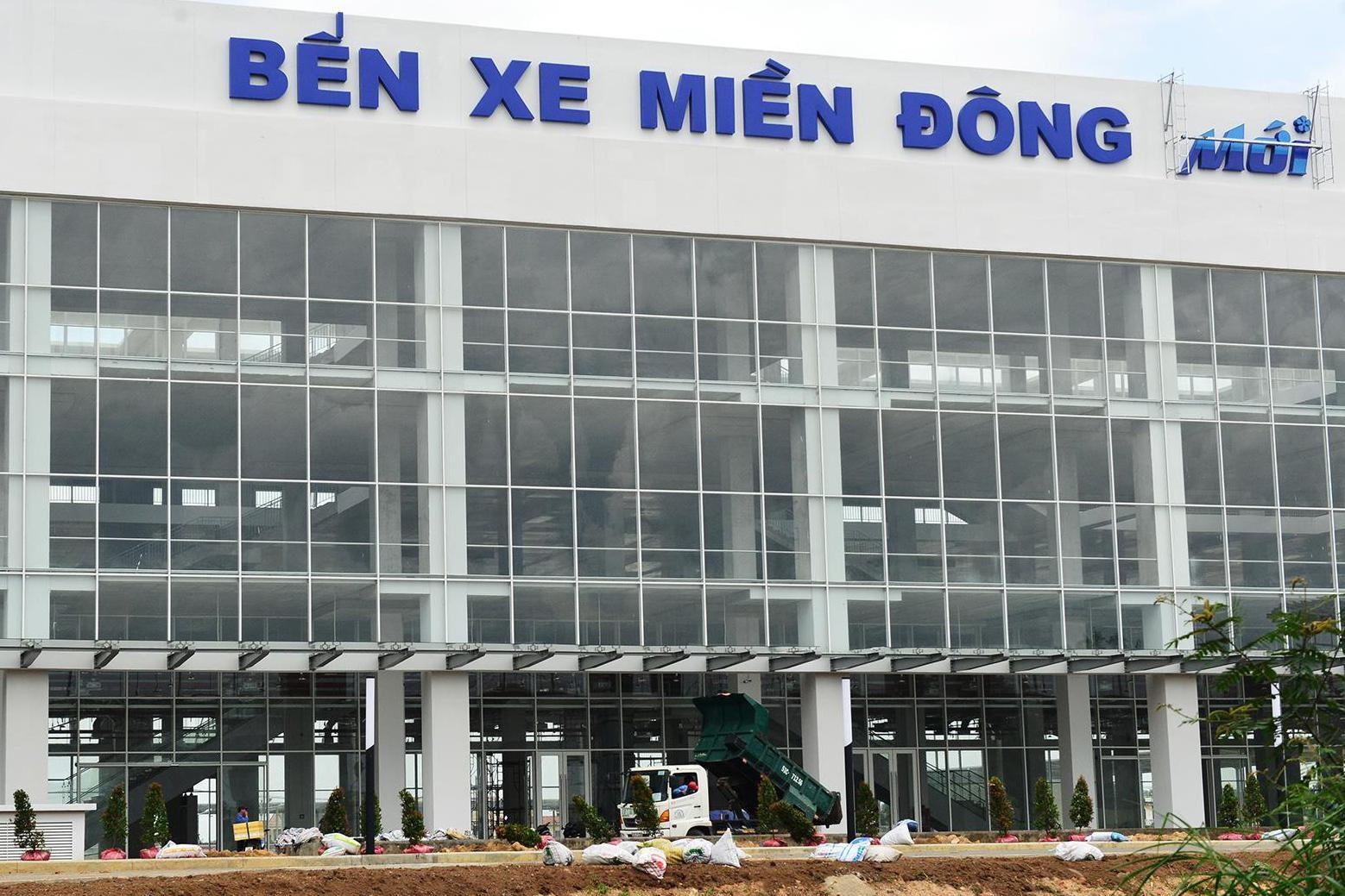 Ben xe mien Dong moi tiep tuc 'bat dong' it nhat den sau Tet 2020 hinh anh