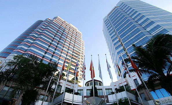 Khach san Melia va cac khu dat vang cua ong chu Nuoc sach song Da hinh anh