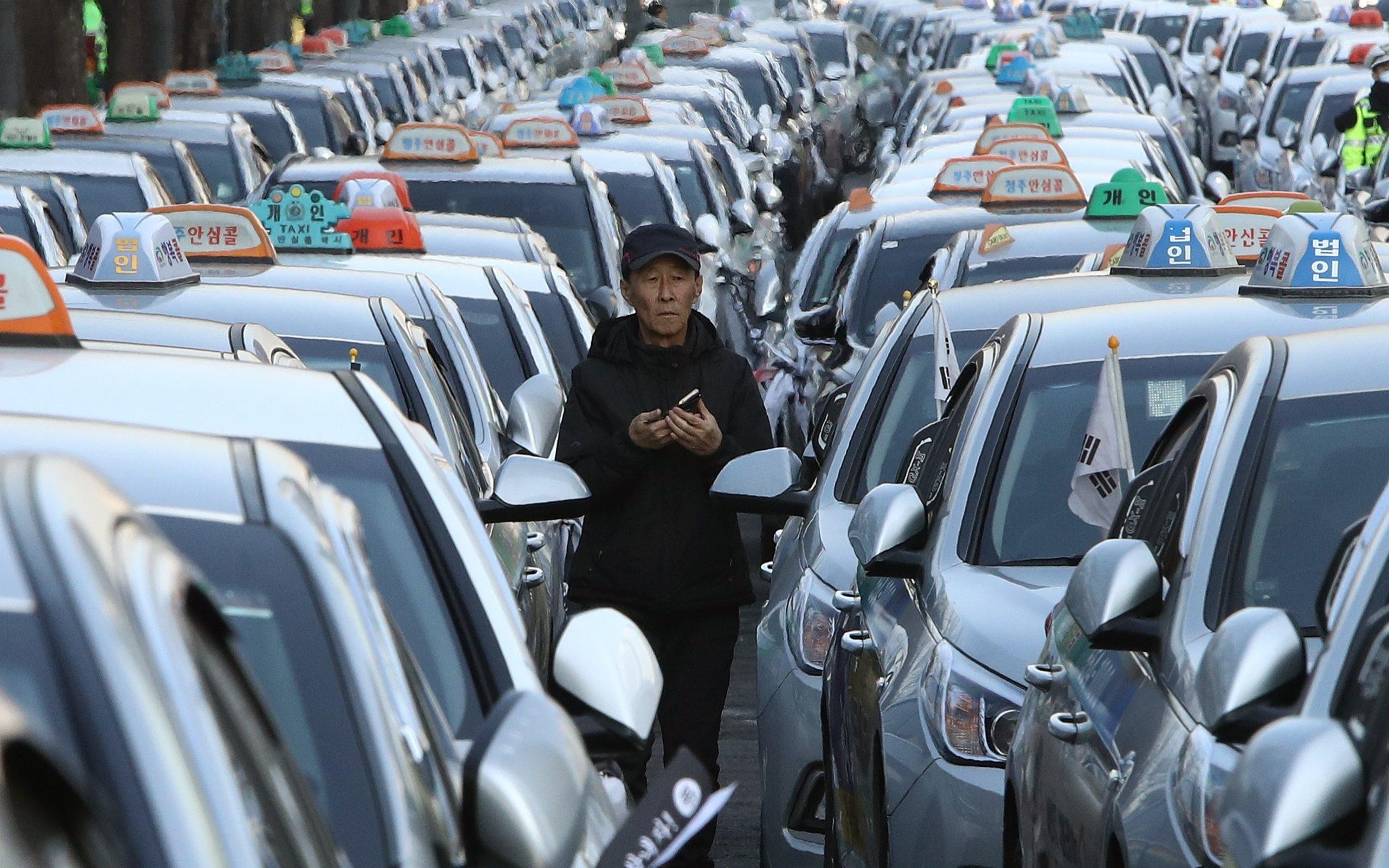 CEO ung dung goi xe so mot Han Quoc Tada phai ra hau toa hinh anh