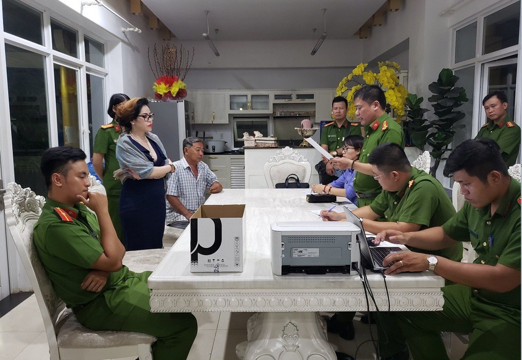 công ty Angel Lina ảnh 1 cong ty Angel Lina anh 1