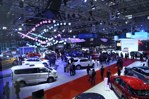 Oto doi moi bi che dat hinh anh