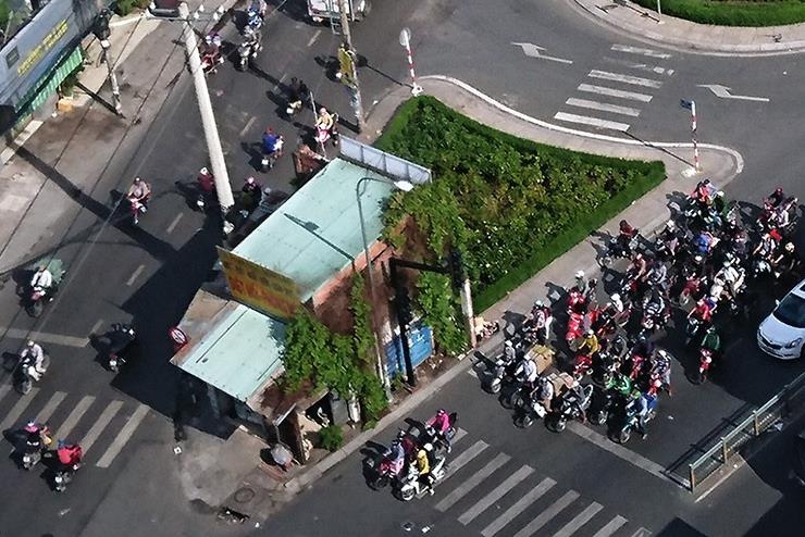 Can nha 4 mat tien giua giao lo o TP.HCM duoc den bu 5,1 ty? hinh anh