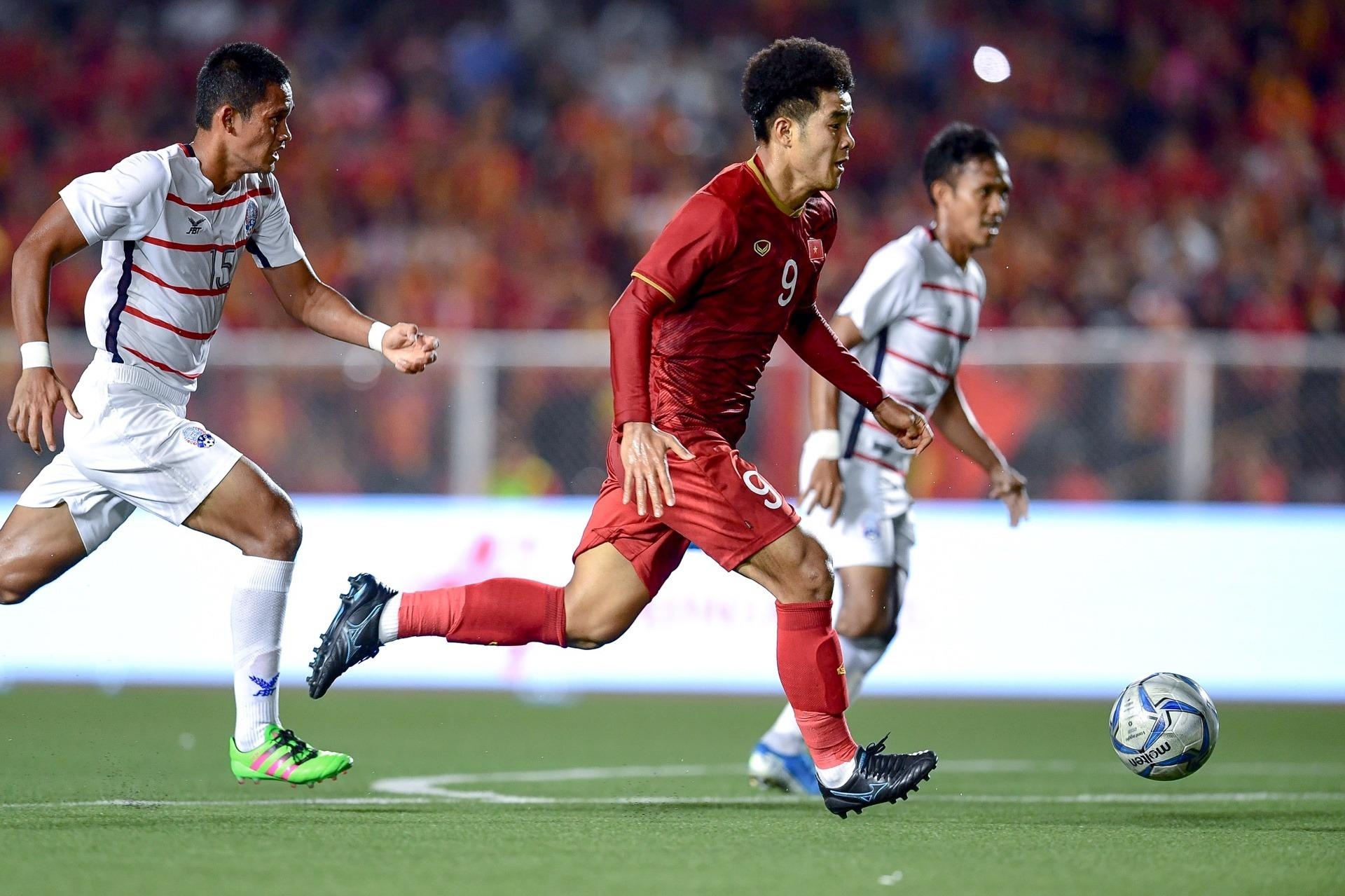 Duc Chinh, Tien Linh va cac cau thu U22 Viet Nam di giay hang nao? hinh anh