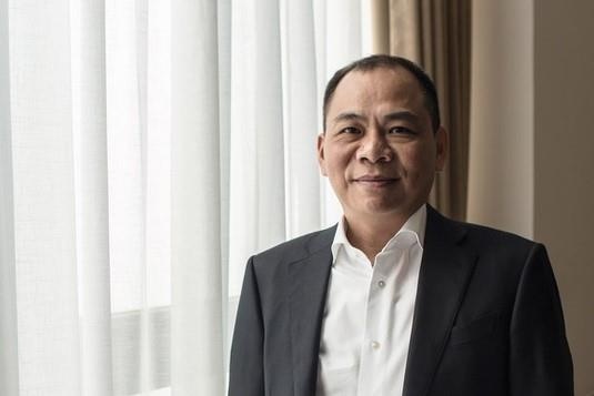 Ong Pham Nhat Vuong roi top 200 nguoi giau nhat hanh tinh hinh anh