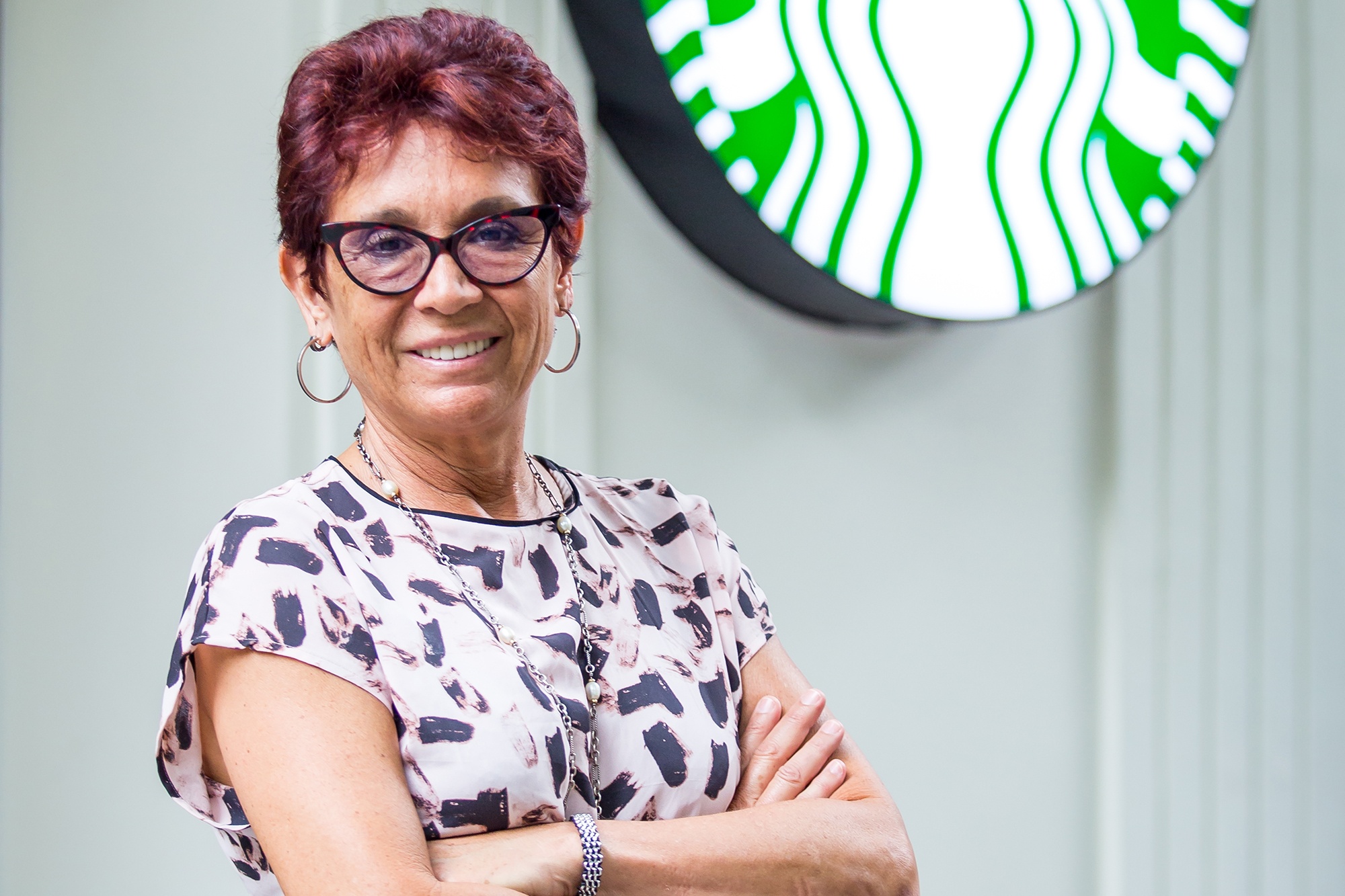 CEO Starbucks noi ve su canh tranh giua cac chuoi ca phe o Viet Nam hinh anh