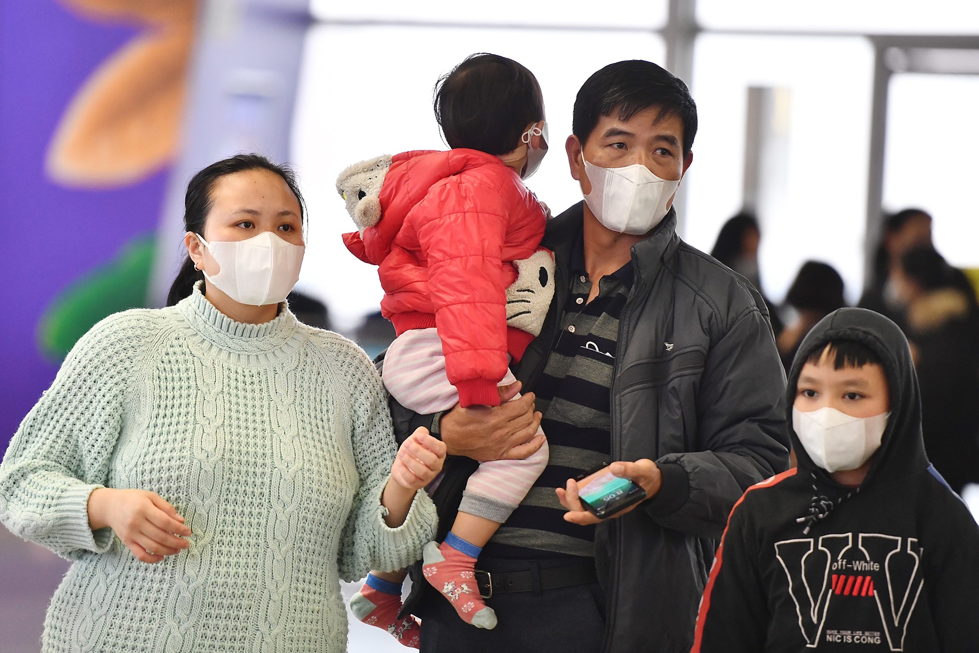 Hon 320.000 khach du lich Han Quoc den Viet Nam trong thang 2 hinh anh