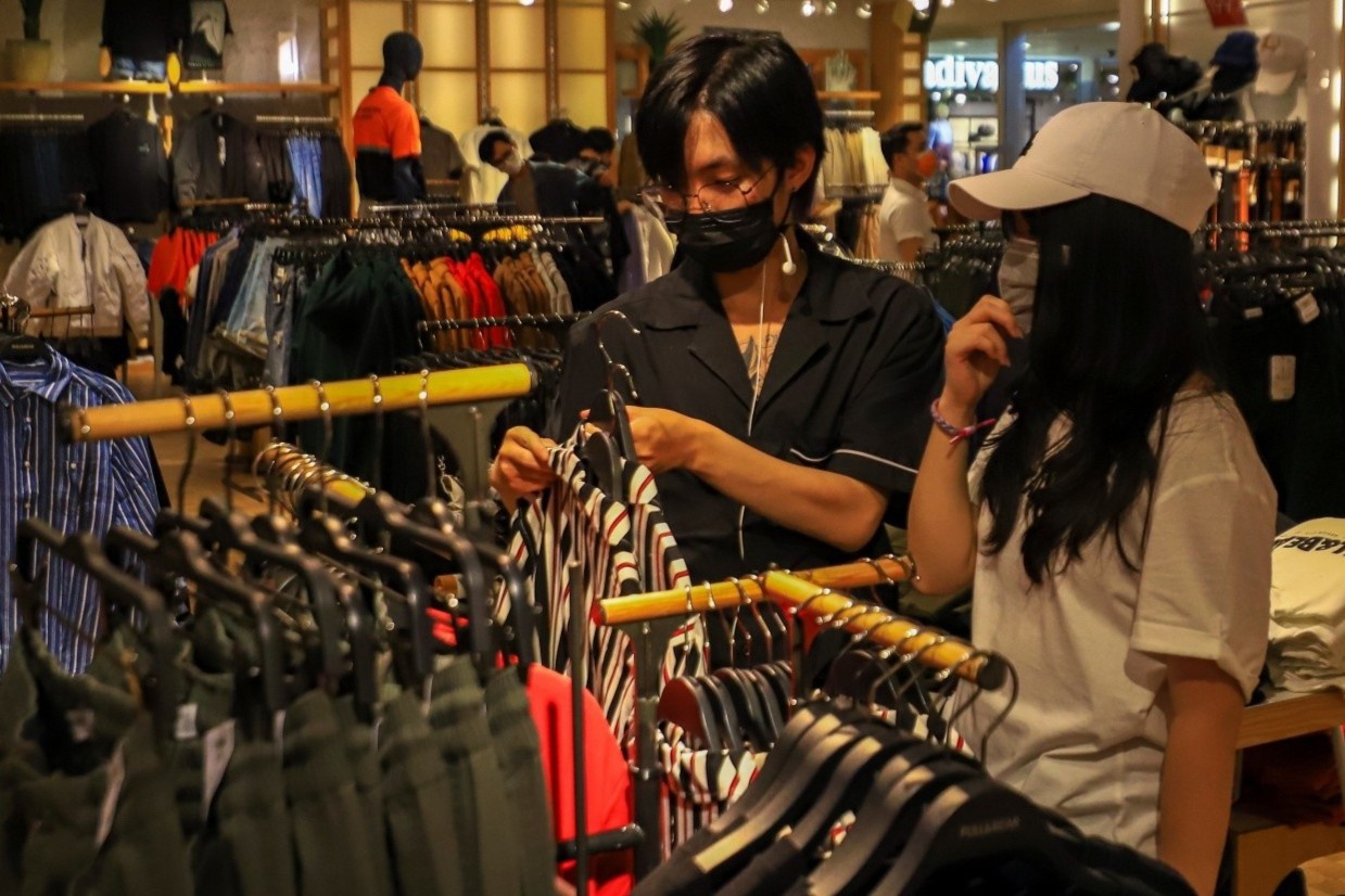 Thoi quen an uong, mua sam thay doi trong mua dich hinh anh