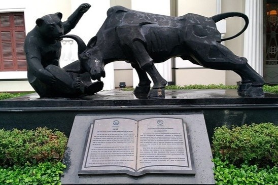 Ty suat sinh loi dang mo uoc cua HoSE hinh anh