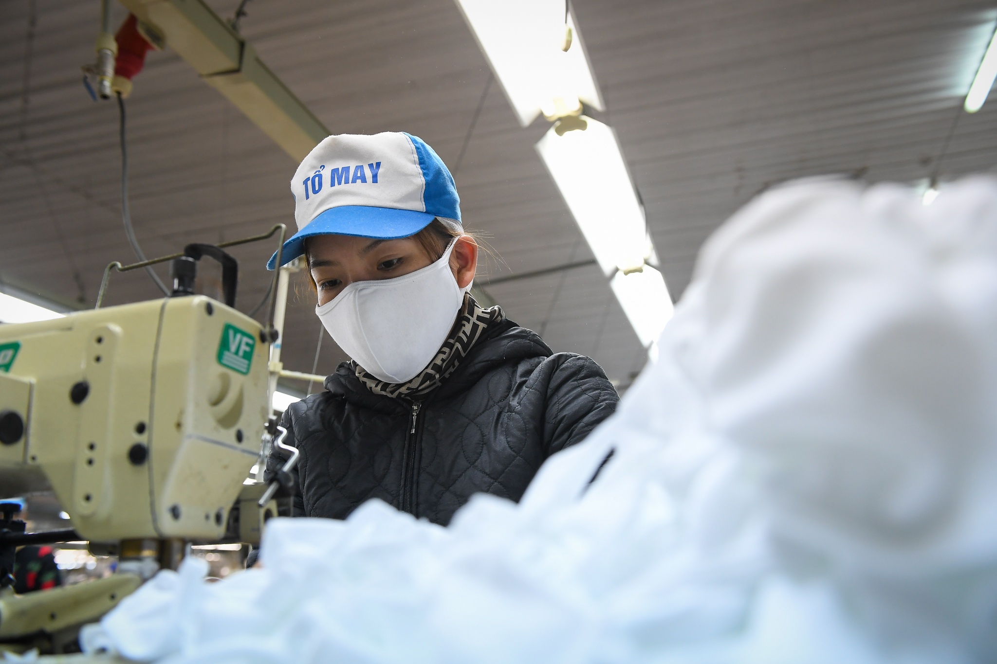 Co phieu det may dong loat tang manh hinh anh