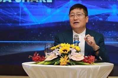 Thien Long dung xay nha may, day manh ban hang online hinh anh