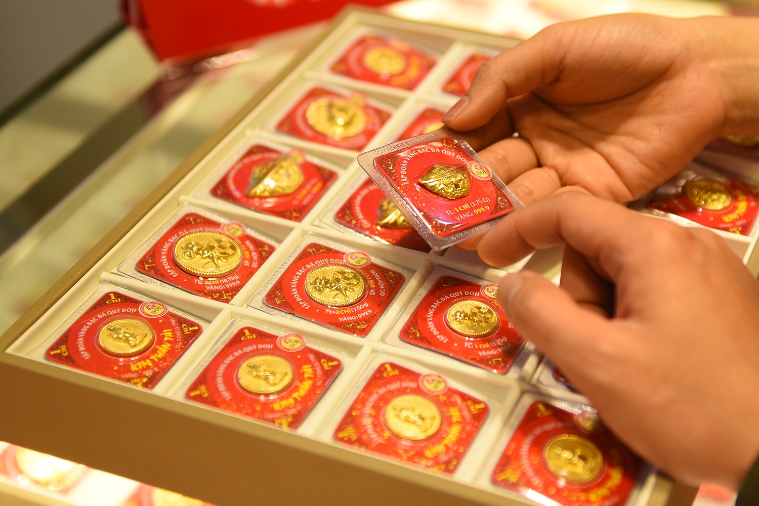 Tap doan DOJI bao lai nghin ty dong hinh anh