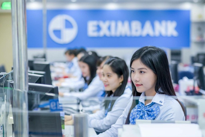 Eximbank tang von sau hon mot thap ky hinh anh