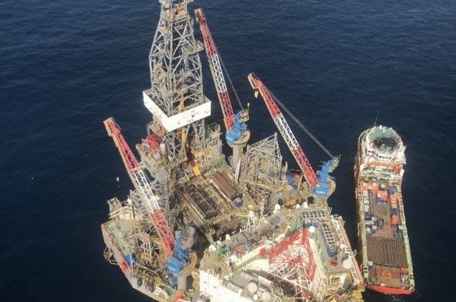 Doanh nghiep nao huong loi tu mo khi vua duoc phat hien? hinh anh