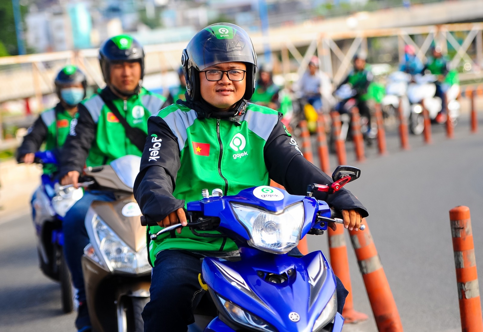 Gojek se lam thanh toan dien tu o Viet Nam, bo ngo mang goi xe 4 banh hinh anh