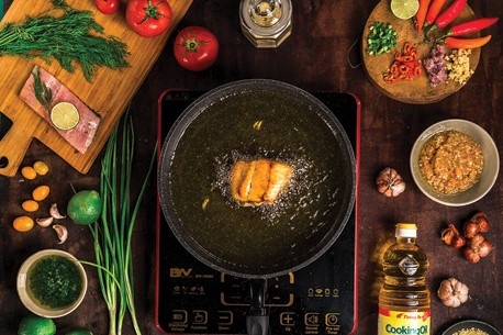 Ban dau an thu hon 12 ty moi ngay hinh anh