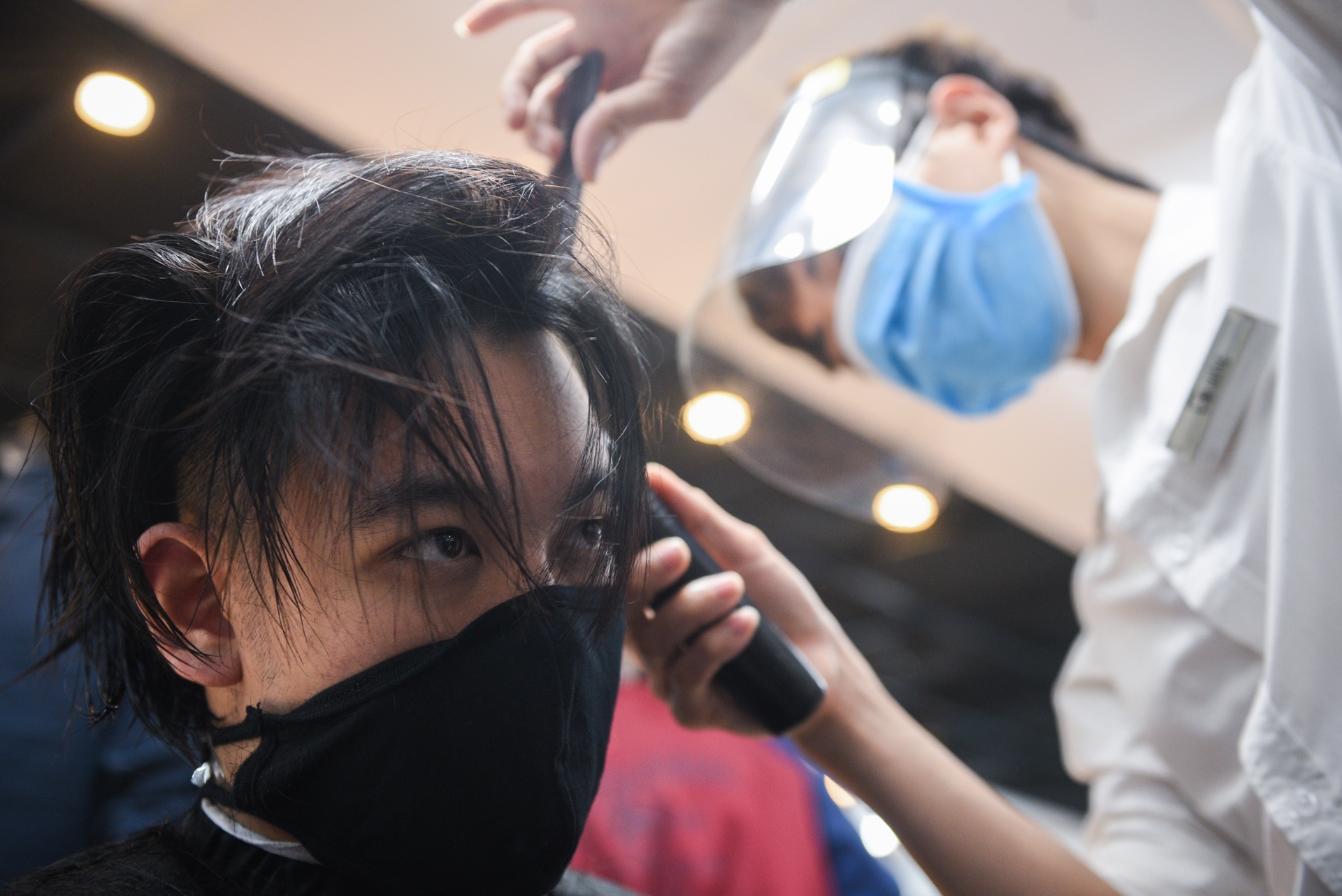 Cong ty cat toc, goi dau huy dong duoc 738 ty dong trai phieu hinh anh