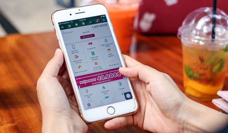 MoMo rut 900 ty dong tien gui tai Techcombank hinh anh