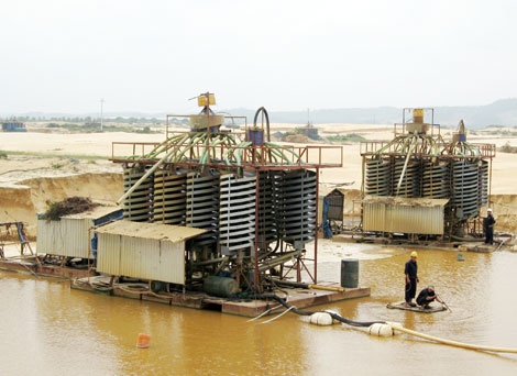 Co phieu gia chua den 1.000 dong phai roi san chung khoan hinh anh