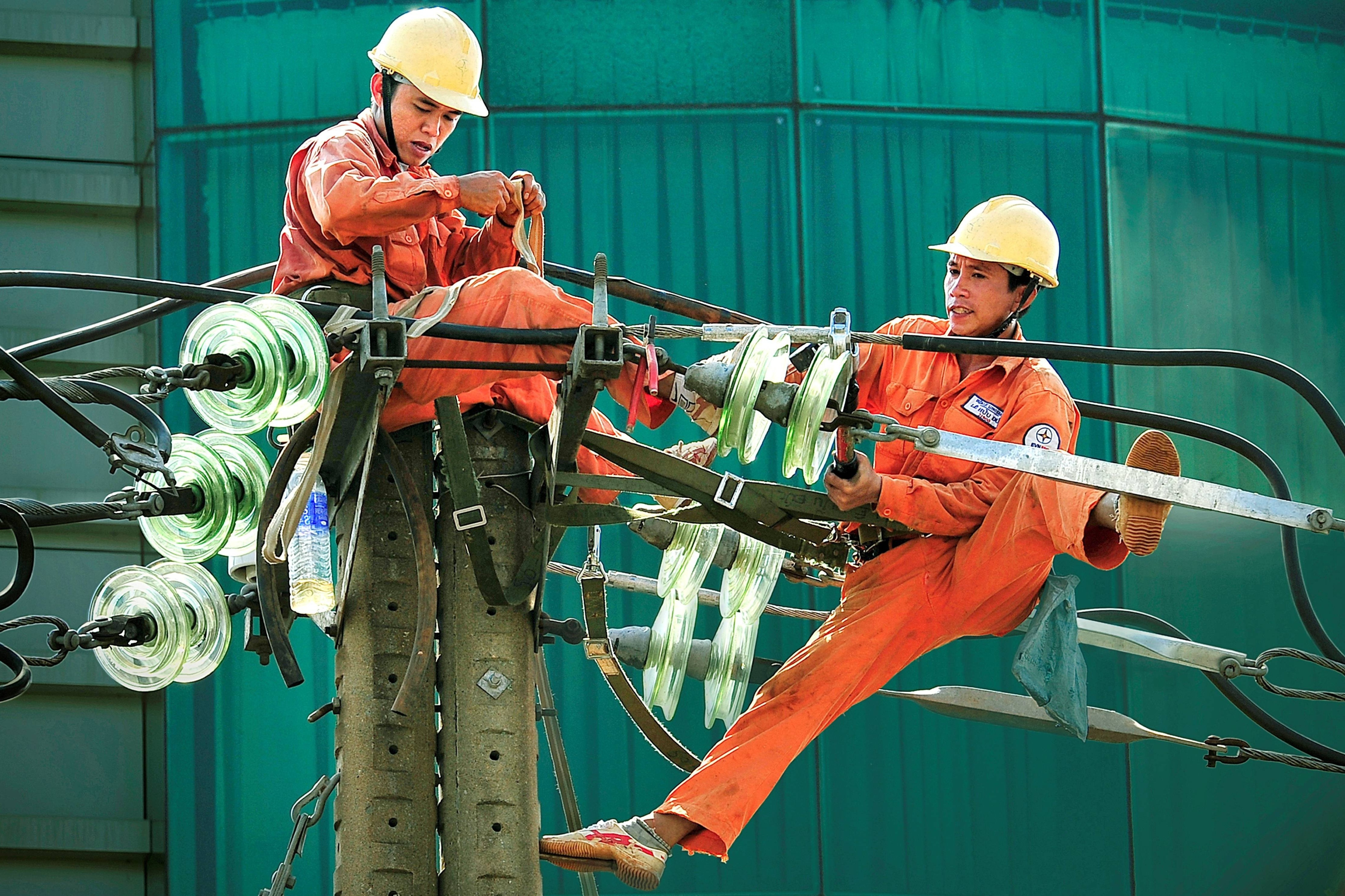 Thu tuong yeu cau khong tang gia dien hinh anh