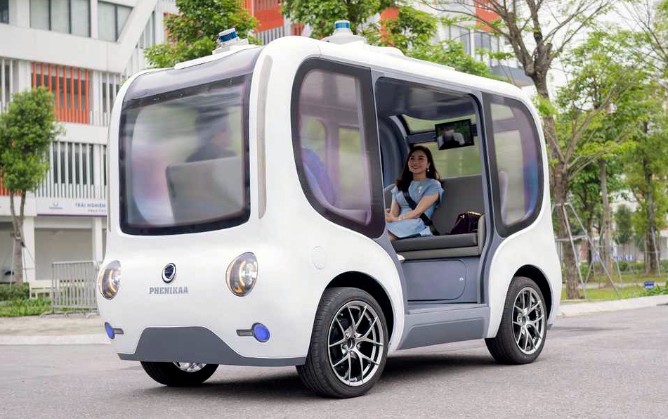 Suc khoe tai chinh cua cong ty da thach anh voi tham vong xe tu lai hinh anh