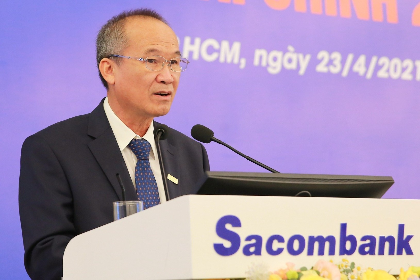 Ong Duong Cong Minh: 'Sacombank nhu con dau cua toi' hinh anh