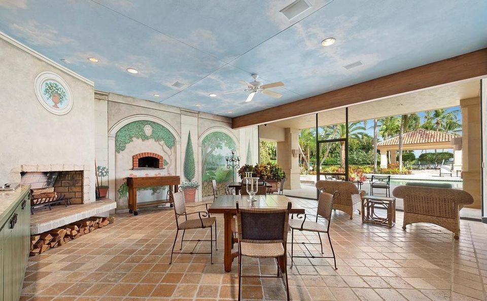 Ong chu Liverpool FC ban nha anh 10