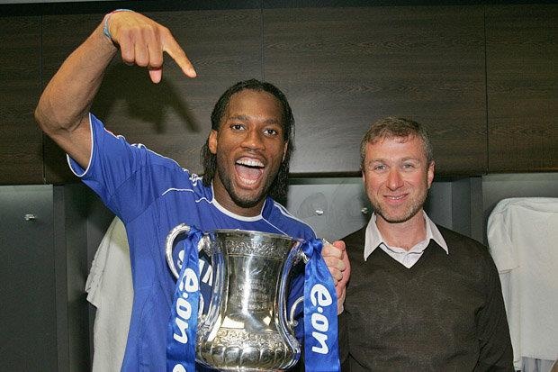 Cac ong chu CLB bong da Anh kiem tien ty USD nhu the nao hinh anh