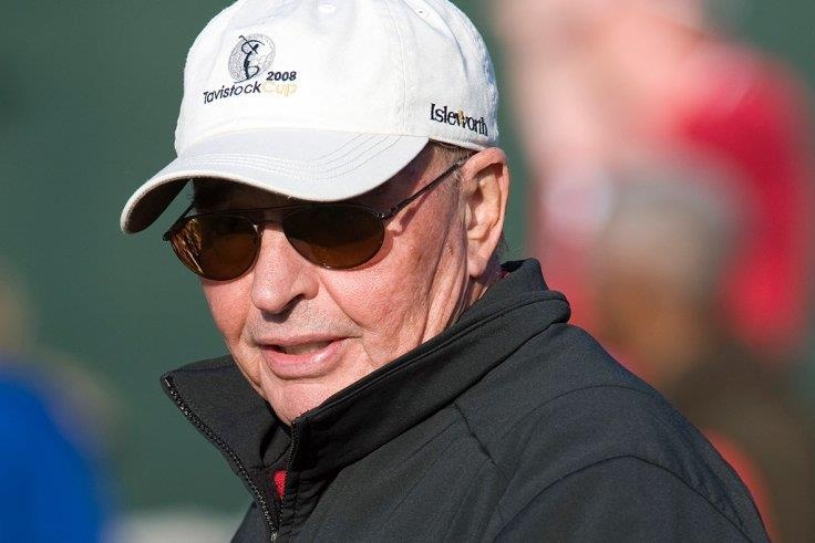 Ty phu bong da anh 11