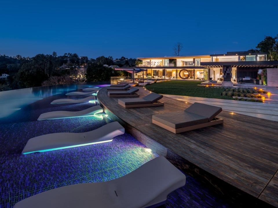 Ben trong biet thu hoang gia giau nhat the gioi co the moi mua hinh anh