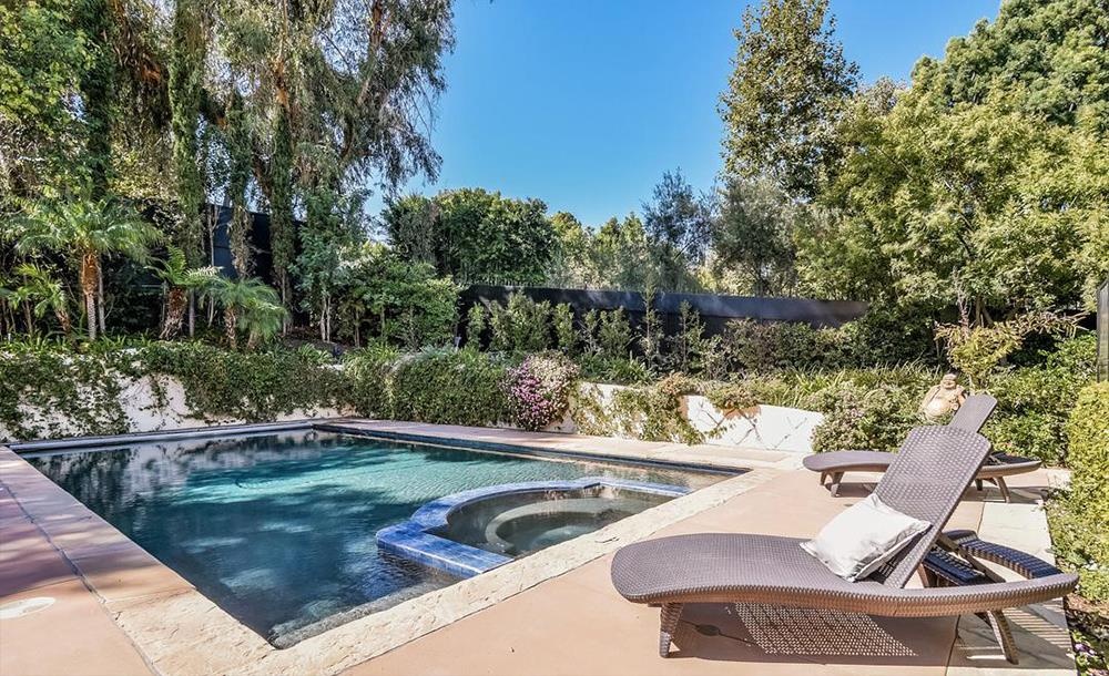 Avril Lavigne anh 16