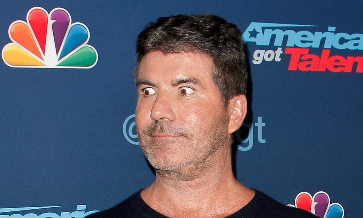 Ben trong biet thu xa hoa 25 trieu USD cua ong bau Simon Cowell hinh anh