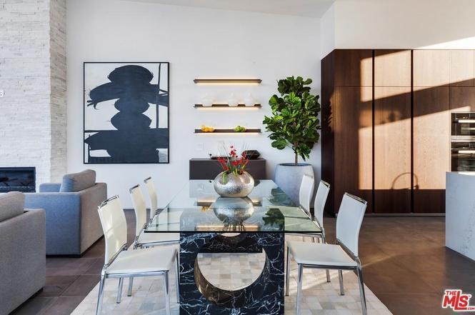 Ban gai ty phu anh 4