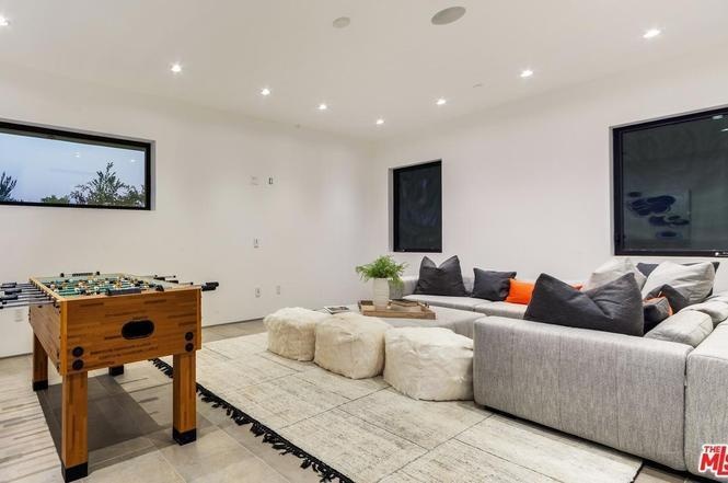 Ban gai ty phu anh 7