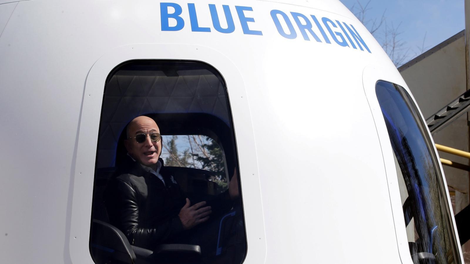 Jeff Bezos chi tiền tỷ cho công nghệ vũ trụ ảnh 1 Jeff Bezos chi tien ty cho cong nghe vu tru anh 1