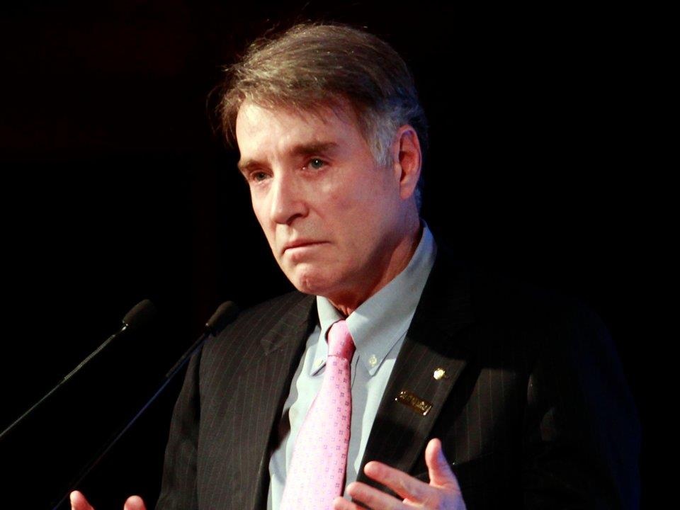 Ty phu pha san anh 8