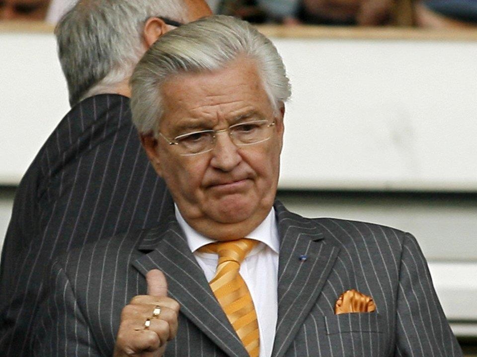 Ty phu pha san anh 7