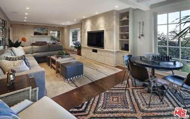 nha cua ty phu anh 4