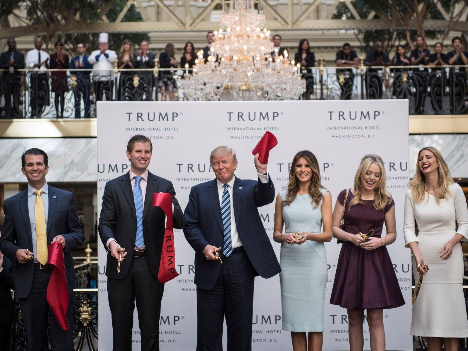 Tong thong Donald Trump anh 4