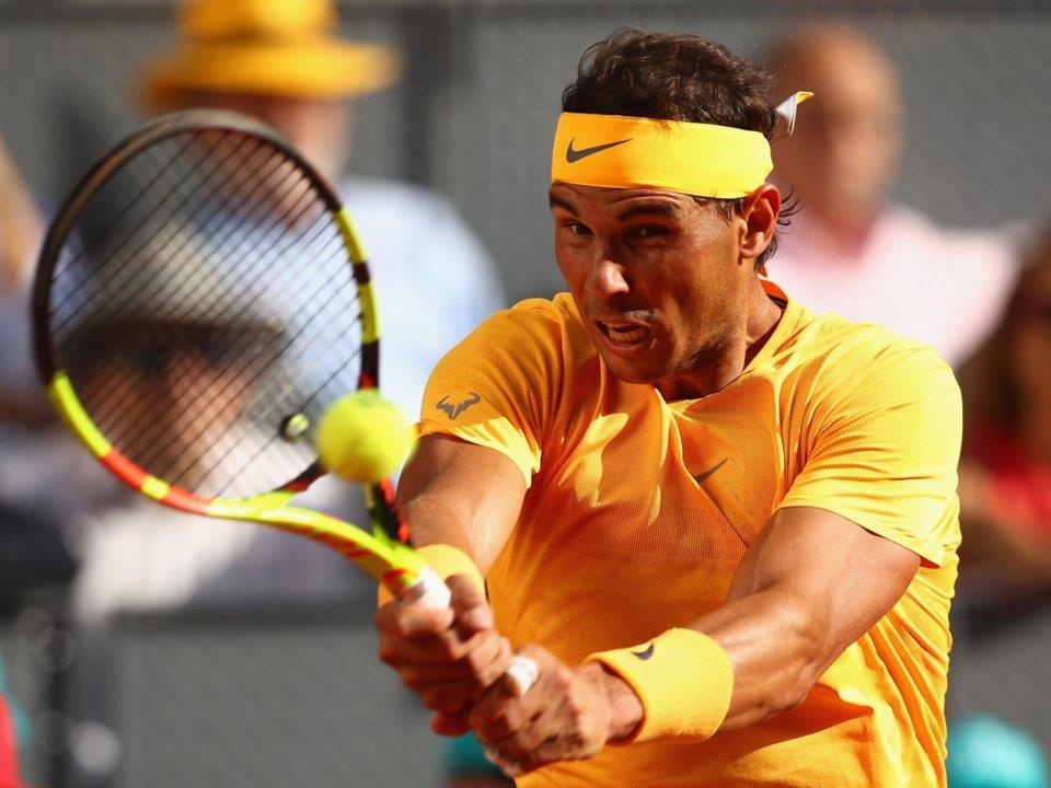 Tay vot nam so 2 the gioi Rafael Nadal giau den muc nao? hinh anh