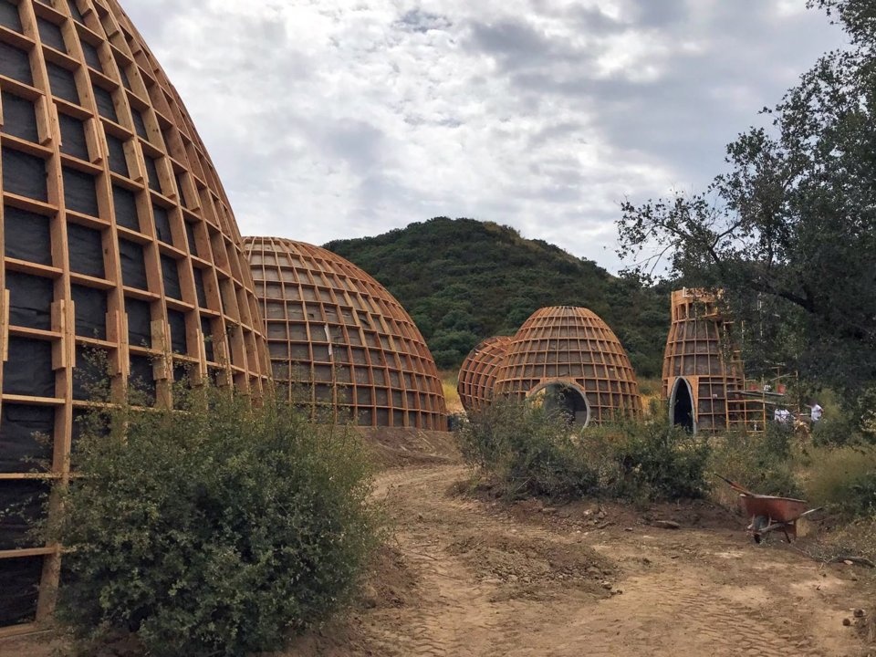 Danh muc bat dong san khong lo cua Kanye West va Kim Kardashian hinh anh