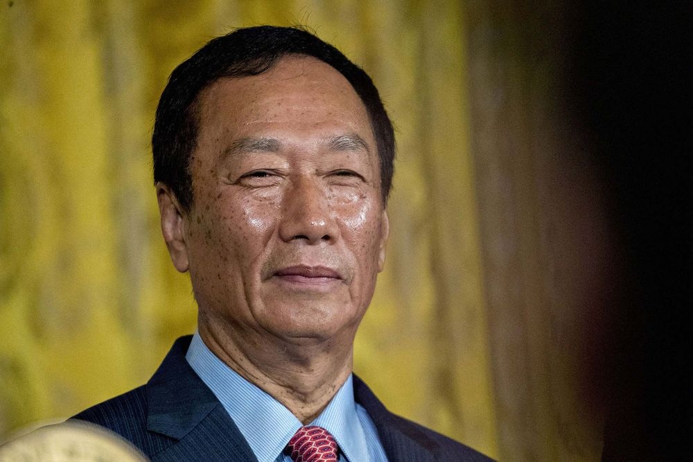 4 ong trum san xuat thiet bi Dai Loan tinh thao chay khoi Trung Quoc hinh anh