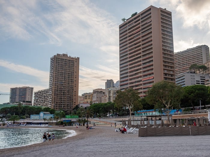 quoc gia giau anh 13