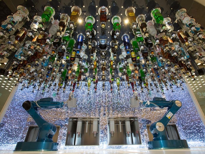 Tàu du lịch lớn nhất thế giới ảnh 8 Tau du lich lon nhat the gioi anh 8