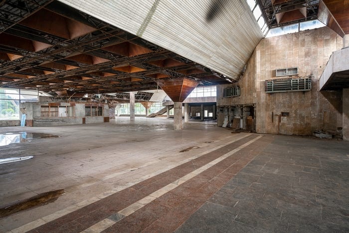 sân bay bỏ hoang ảnh 3 san bay bo hoang anh 3